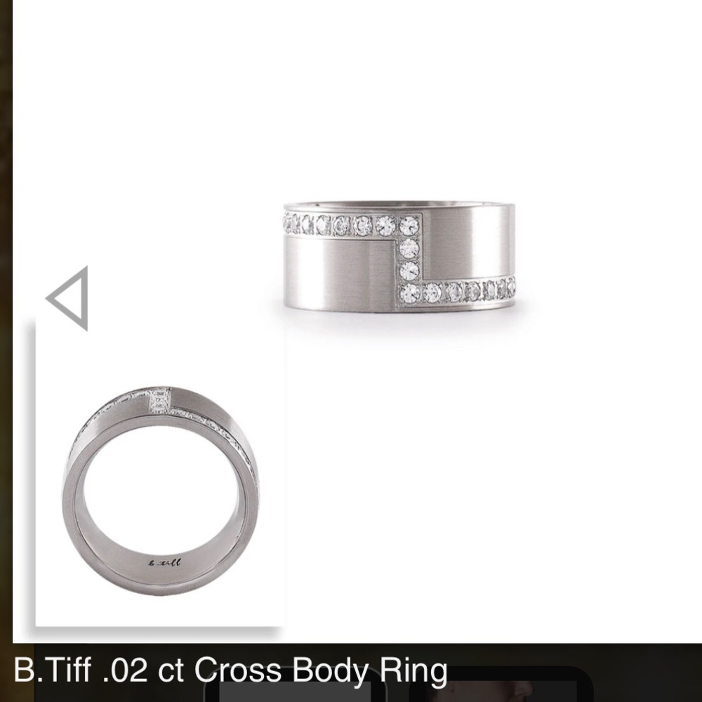 Men’s or women’s 11 by B.Tiff in New York